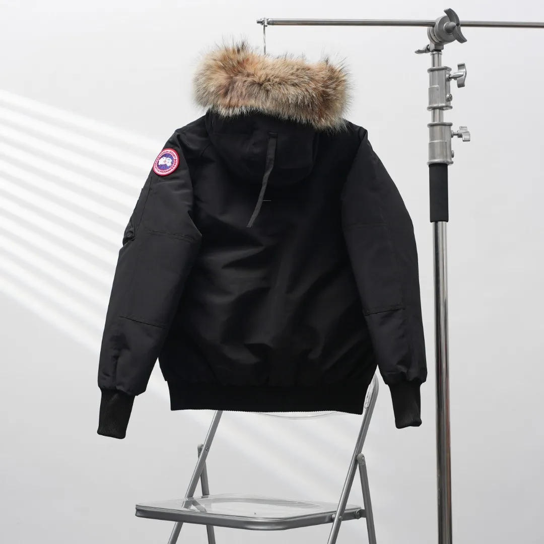 P720 CANADA GOOSE丨Canada Goose 01 Pilot Hooded Down Jacket Color: Black Size: XS-XXL
